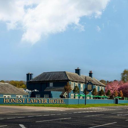 Honest Lawyer Hotel Дарем Екстер'єр фото