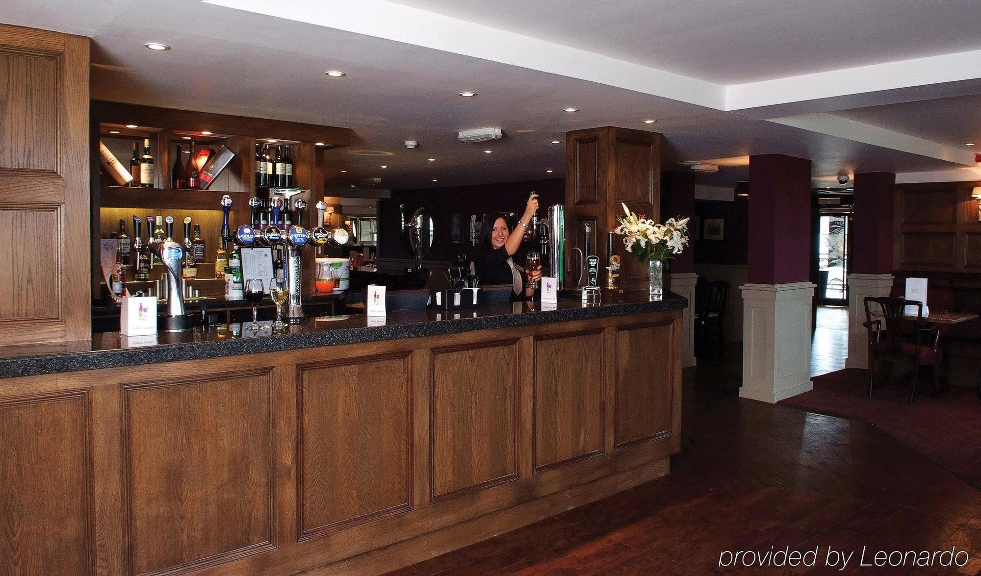 Honest Lawyer Hotel Дарем Ресторан фото