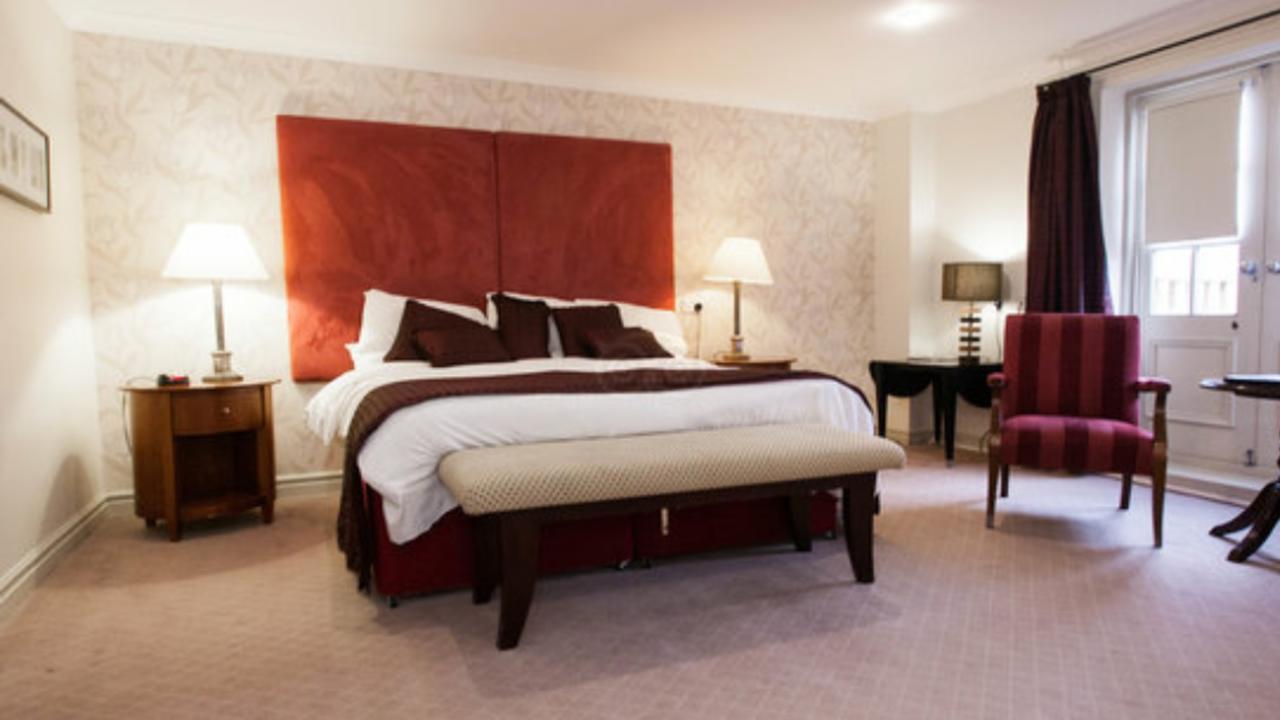 Honest Lawyer Hotel Дарем Екстер'єр фото